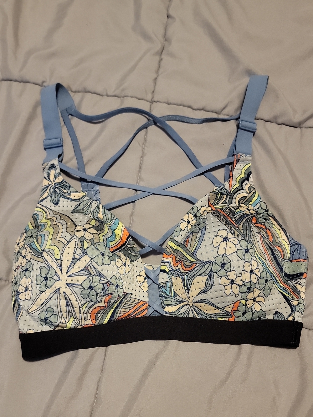 Victoria's Secret Powder Blue Floral Strappy Sports Bra
